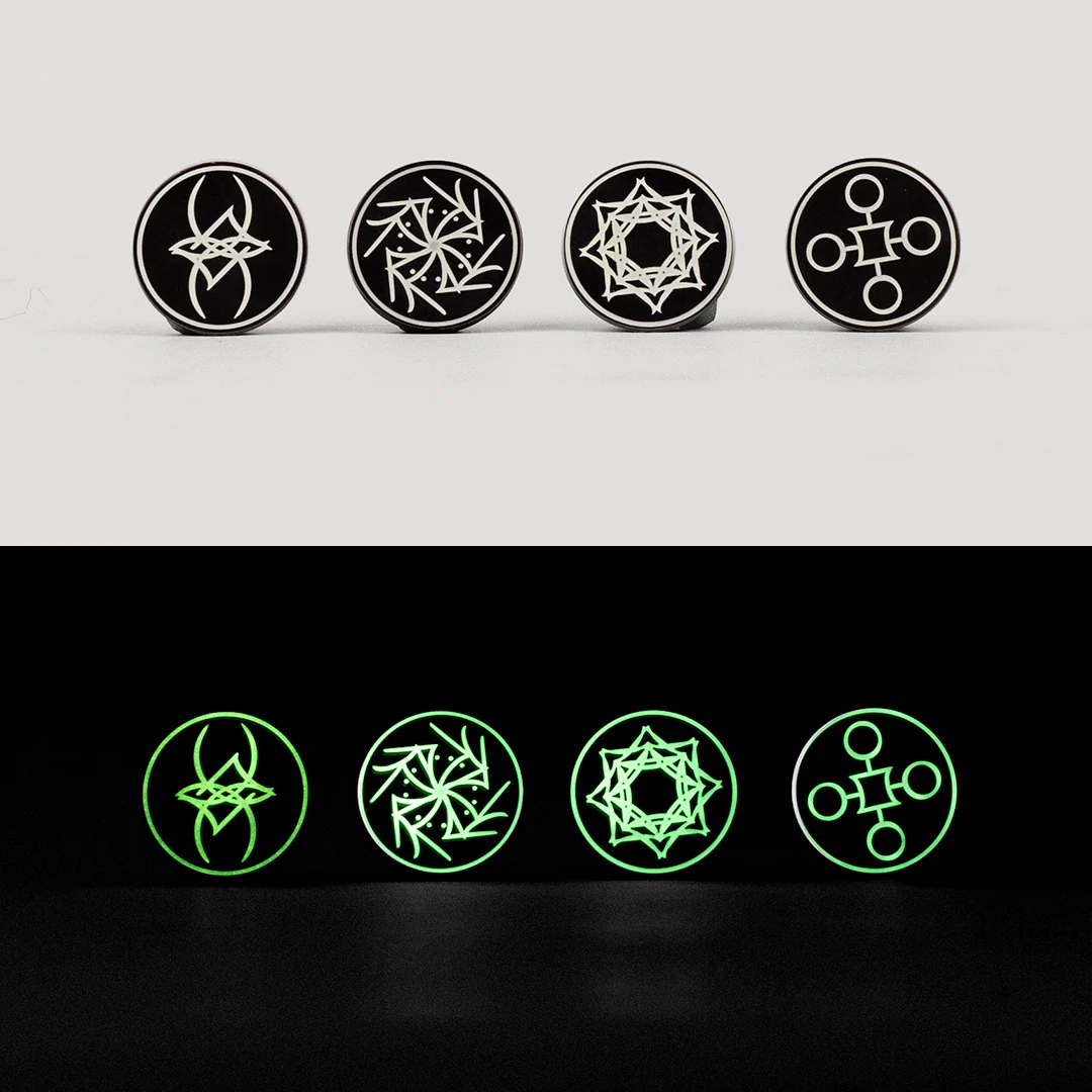 Aon Magnets - Image 2